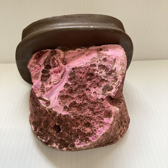 Polished Pink Lavender Natural Agate Geode from Brazil 4.5"  x 5"  x 3" … - Picture 9 of 17